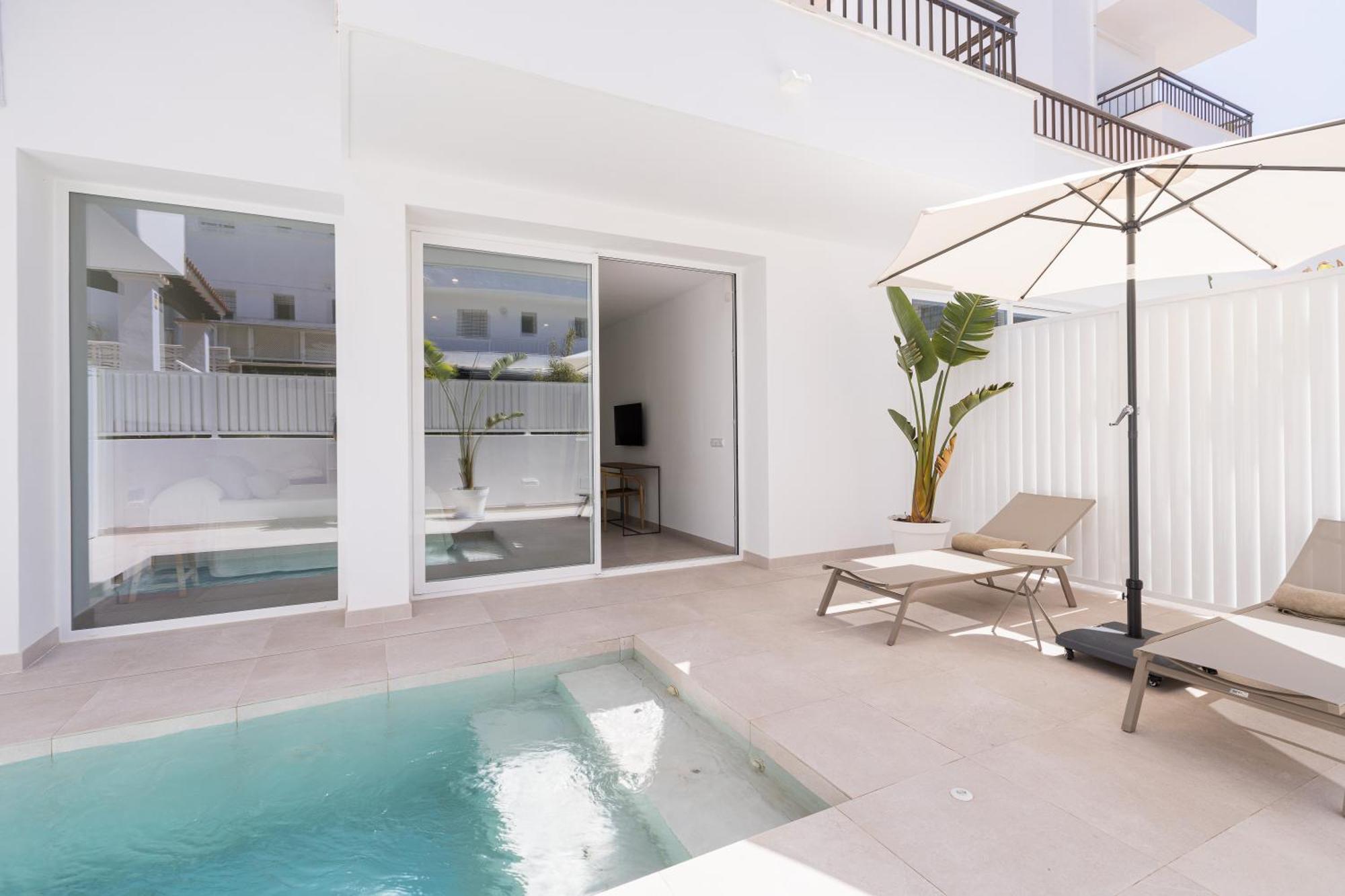 Bossa Bay Suites With Private Pool - Mc Apartments Ibiza Luaran gambar